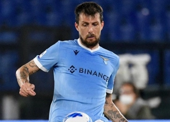 AC Milan Dekati Bek Gaek Lazio