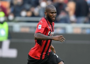 Barcelona Gelar Negosiasi dengan Kessie