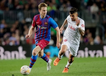 Man City Telikung MU dalam Perebutan Frenkie de Jong?