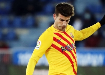 Demi Penghematan, Barcelona Ingin Pique Pensiun Tahun Depan