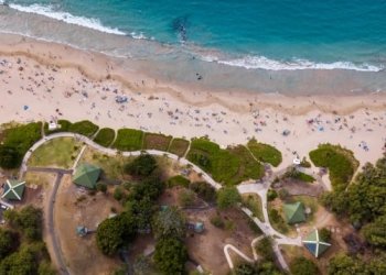 10 Pantai Terbaik di Dunia di Tahun 2022