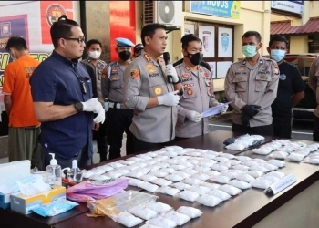 Dua Bandar Sabu  Edarkan Sabu Senilai Rp10 Miliar