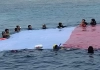 Meriahkan Hari Kemerdekaan RI ke-77,  Kibarkan Bendera Merah Putih di Laut Pulau Sangyang Cilegon