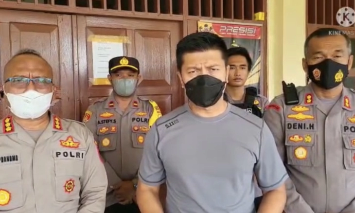 PascaKerusuhan, Satgas Damai Cartenz 2022 Lakukan Trauma Healing kepada Pengungsi Yahukimo