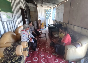 Terobosan Binmas Noken Intan Jaya Sekolahkan Anak-anak Papua