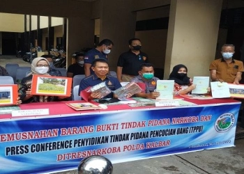 Polda Kalbar Sita TPPU  Sabu Senilai Rp2,1 Miliar