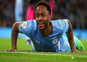 Barcelona Bidik Raheem Steeling