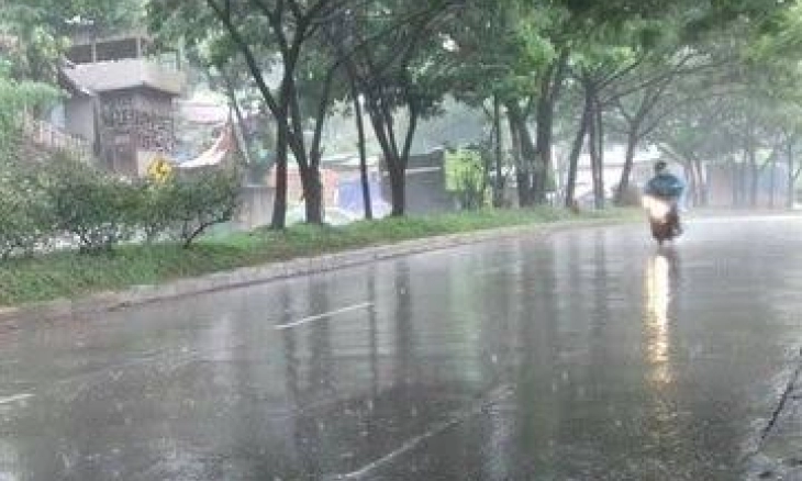 Hujan Guyur Jakarta Pusat, Berikut Prakiraan Cuaca BMKG di DKI