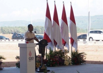 Menteri Bahlil Resmikan Proyek Pabrik Keramik Rp1,5 Triliun Milik Investor Indonesia