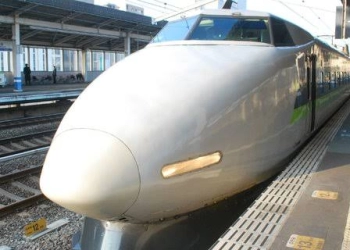 Sambangi Jepang, Menhub Budi Jajaki Investor Kereta Semi Cepat