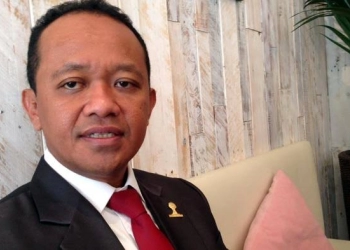 Menteri Bahlil Serahkan NIB ke 550 Pengusaha UMKM di Sumatera Utara