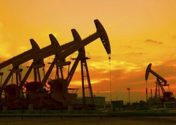 Eropa Melunak ke Rusia, Harga Minyak AS Jadi Nyungsep
