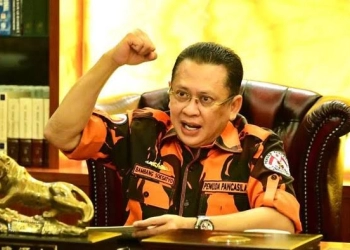 Untuk Bisnis Mobil, Bos MPR Pakai Pesawat CN235 Buatan PTDI