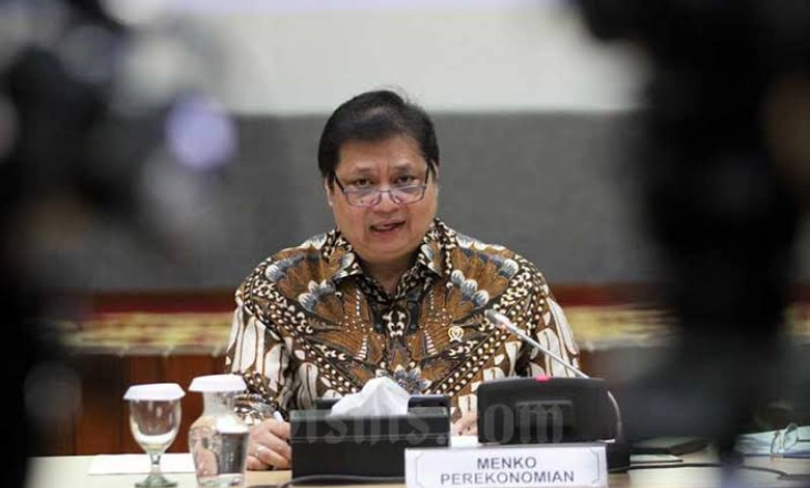 Sukses Pertahankan Ekonomi 5 Persen, Menko Airlangga Top