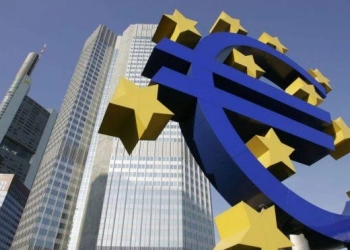Eropa di Ambang Resesi, Euro Tenggelam ke Level Terburuk 20 Tahun