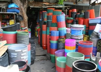 Harga Plastik Naik Tinggi, Ternyata Ini Penyebabnya...