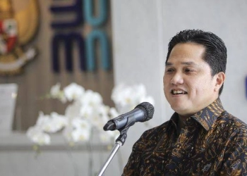 Berbenah Bisnis Kargo Ala Menteri Erick Thohir