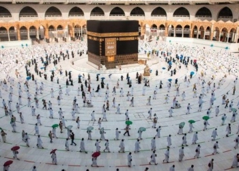 Jemaah Umrah Tim Advance Tertahan, Kemenag Diminta Lebih Jeli 