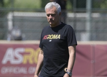 Jose Mourinho Tepis Kemungkinan Jadi Ferguson-nya Roma
