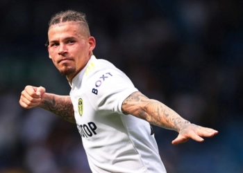 Ditinggal Fernandinho, The Citizens Buru Kalvin Phillips