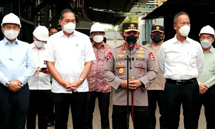Pastikan HET Minyak Goreng, Kapolri Bersama Mendag dan Menperin Lakukan Sidak