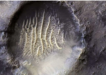 Wow...NASA Posting Foto Kawah yang Indah di Planet Mars