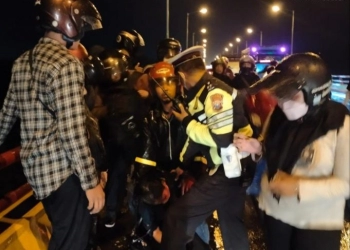 Anggota Satlantas Polres Kediri Kota Selamatkan Mahasiswi yang Coba Bunuh Diri