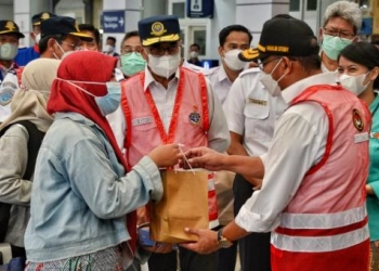 8 Juta Pemudik akan Gunakan Kereta Api