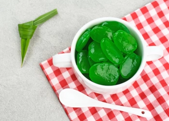 Air Cucian Beras untuk Bersihkan Kolang-Kaling