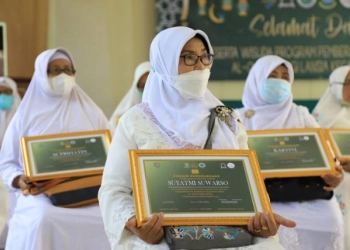 Pemkot Tangerang Wisuda 66 Warga Lansia Dalam Program Buta Huruf Al Qur’an