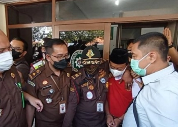 Pemerkosa Belasan Santriwati Dituntut Hukuman Mati