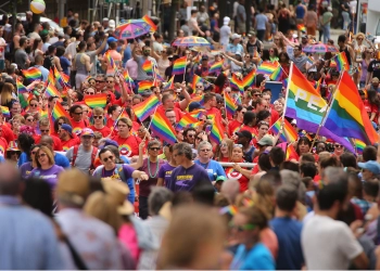 Sejarah Kerusuhan Stonewall 1969, Makna Bendera Pelangi dan Pergerakan LGBTQ