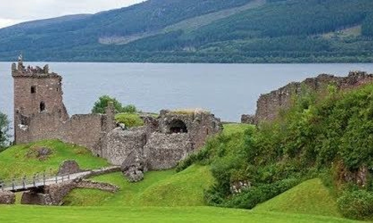 Berwisata ke Tempat Legenda Monster Loch Ness Berada