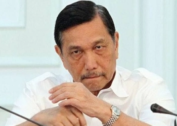 Menko Luhut: Jangan Panik, Harga Migor Tak Akan Naik