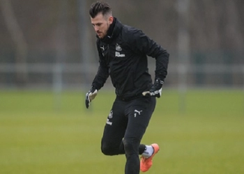 Kiper Newcastle United Tolak Gabung MU
