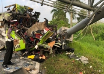Penyidik Satlantas Polres Mojokerto Kota Periksa Sopir Bus PO Ardiansyah