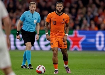 Memphis Tinggalkan Barcelona di Musim Panas?
