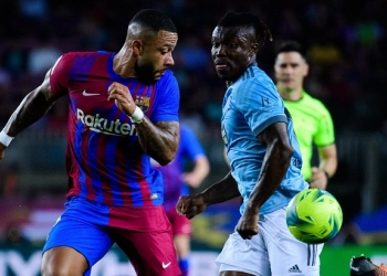 Rayu Bayern, Barcelona Tawarkan Memphis untuk Dapatkan Lewandowski
