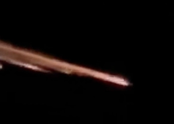 Hujan Meteor Menerangi Langit di Dua Kota