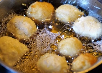 Jernihkan Minyak Goreng Bekas Agar Bisa Digunakan Lagi