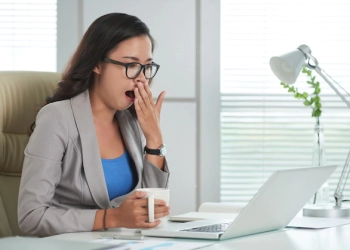 Selain Kurang Tidur, Stress Juga Bisa Sebabkan Sering Mengantuk