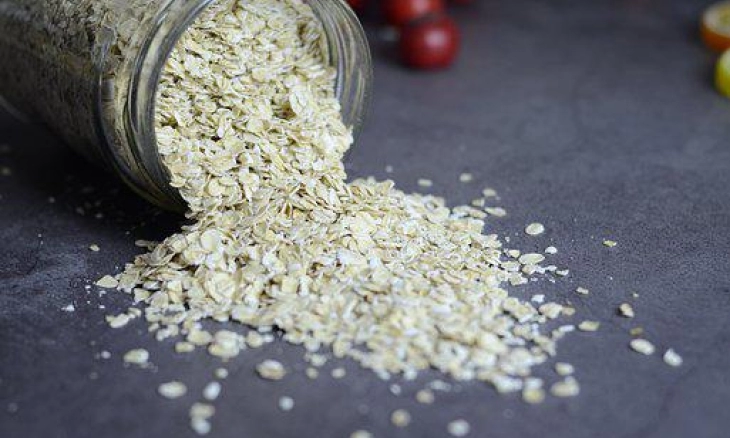 Hilangkan Bau di Kulkas dengan Oatmeal