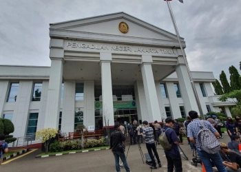 Sidang Dugaan Terorisme, Hakim Minta Munarman Patuhi Persidangan