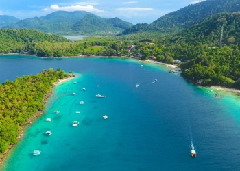 Menikmati Panorama Surga Laut Pantai Teupin Layeu Sabang, Aceh