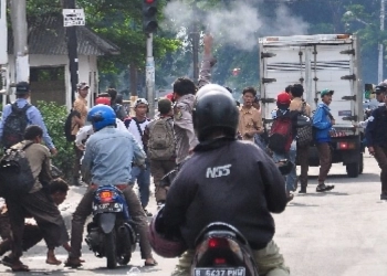 Pasukan K-9 Polda Metro Jaya Masuk ke Kampung-Kampung Cegah Tawuran