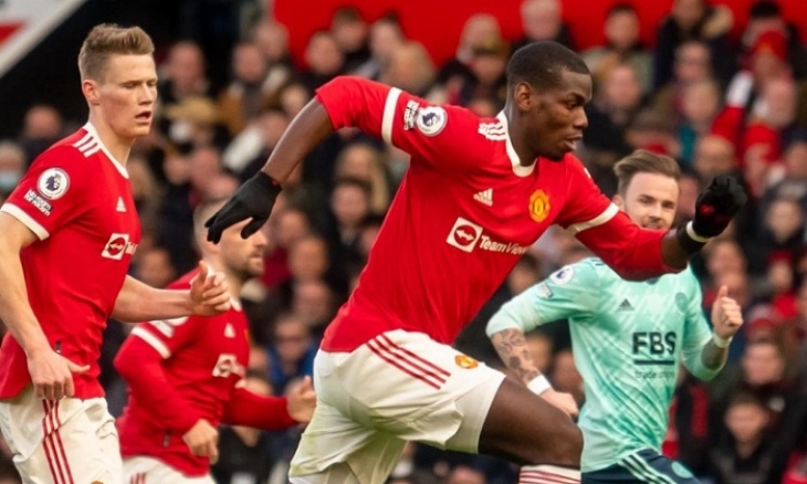 Pogba Pertimbangkan Bertahan di Liga Premier Inggris