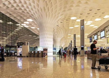 Penumpang Orang India dari Ukraina Harus Tunjukan Sertifikat Vaksin di Bandara Mumbai