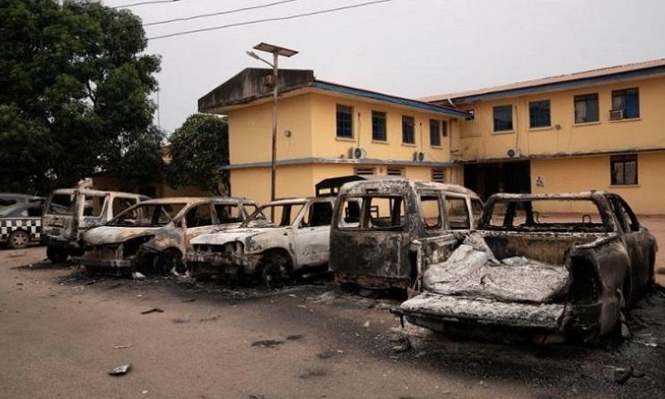 Hampir 900 Narapidana Melarikan Diri dari Penjara Nigeria