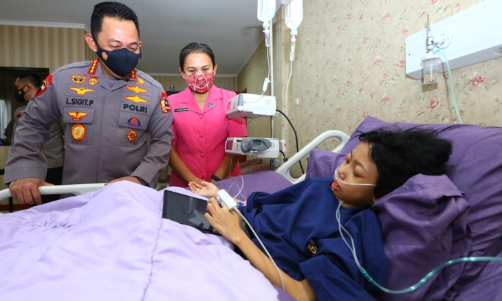 Sinta Pengidap Tumor Tulang Sudah Siuman Usai Menjalani Operasi