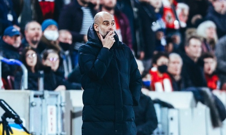 Enggan Terlena, Guardiola Sebut Gelar Juara Masih Jauh dari Jangkauan Manchester City